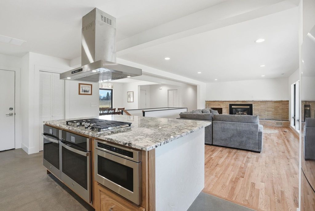 7211 E South River Way Ave, Spokane, WA 99212 photo 18