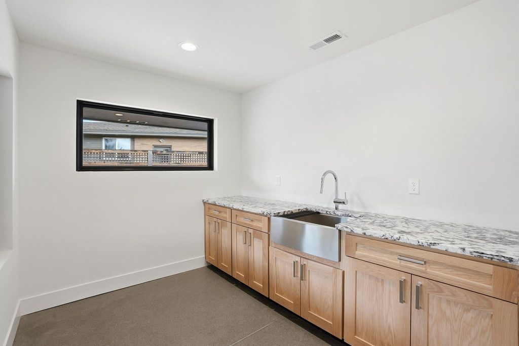 7211 E South River Way Ave, Spokane, WA 99212 photo 20