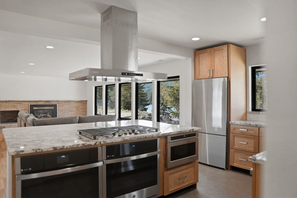 7211 E South River Way Ave, Spokane, WA 99212 photo 3