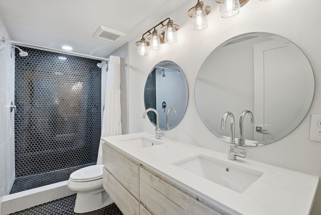 7211 E South River Way Ave, Spokane, WA 99212 photo 35