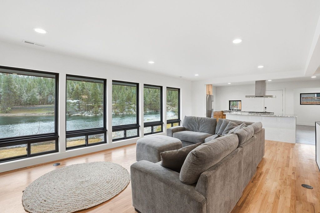 7211 E South River Way Ave, Spokane, WA 99212 photo 8