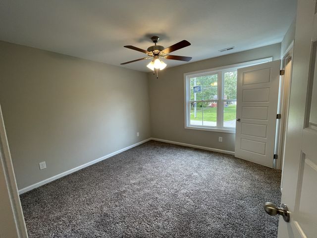 316 Natcor Dr Apt A, Dover, TN 37058