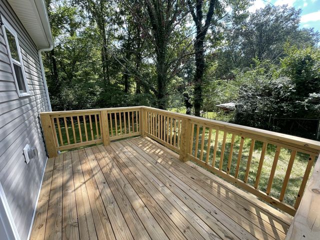 316 Natcor Dr Apt A, Dover, TN 37058