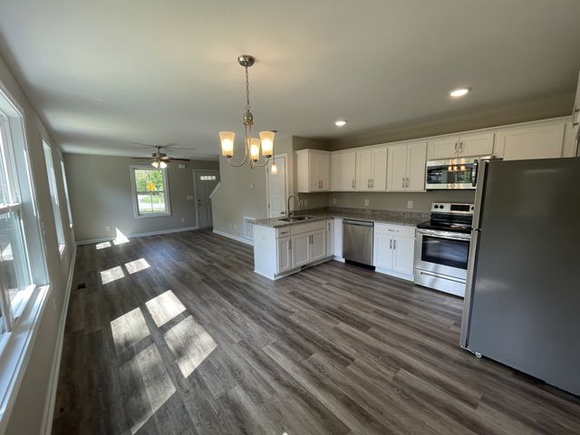 316 Natcor Dr Apt A, Dover, TN 37058