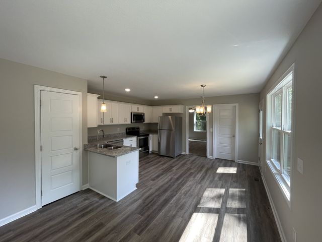 316 Natcor Dr Apt A, Dover, TN 37058