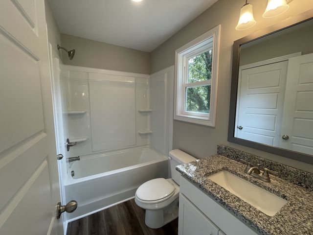 316 Natcor Dr Apt A, Dover, TN 37058