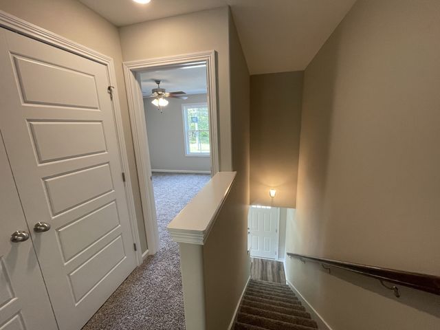 316 Natcor Dr Apt A, Dover, TN 37058