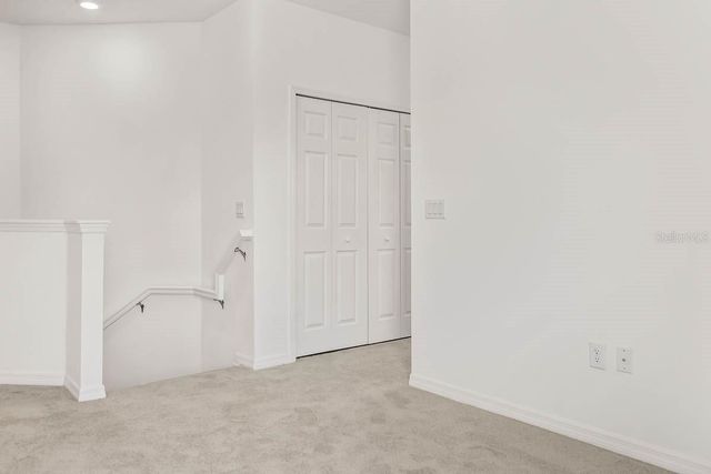 5806 SPOTTED HARRIER WAY, Lithia, FL 33547