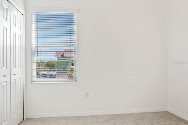 5806 SPOTTED HARRIER WAY, Lithia, FL 33547