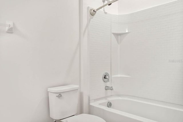 5806 SPOTTED HARRIER WAY, Lithia, FL 33547