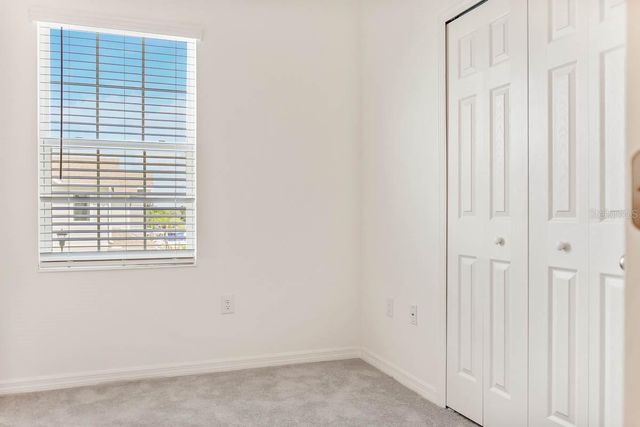 5806 SPOTTED HARRIER WAY, Lithia, FL 33547