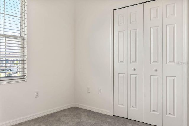 5806 SPOTTED HARRIER WAY, Lithia, FL 33547