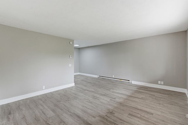 550 Harding Pl Apt F121, Nashville, TN 37211