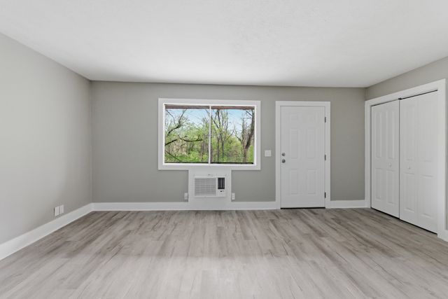 550 Harding Pl Apt F121, Nashville, TN 37211