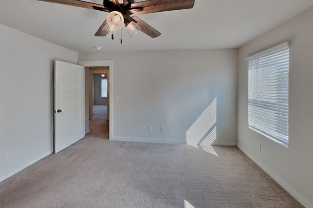 372 Park Glen Dr, Mount Juliet, TN 37122