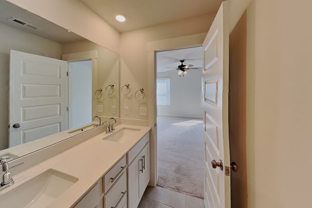372 Park Glen Dr, Mount Juliet, TN 37122