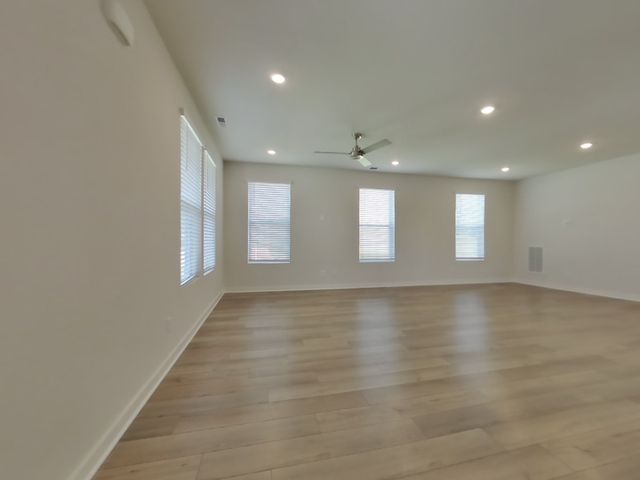 372 Park Glen Dr, Mount Juliet, TN 37122