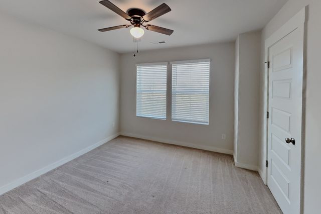 372 Park Glen Dr, Mount Juliet, TN 37122