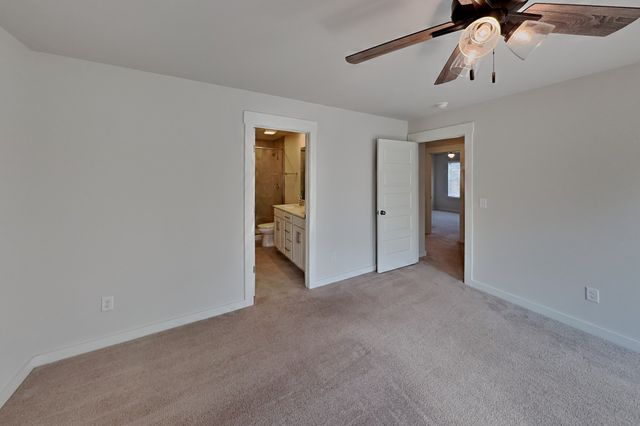 372 Park Glen Dr, Mount Juliet, TN 37122