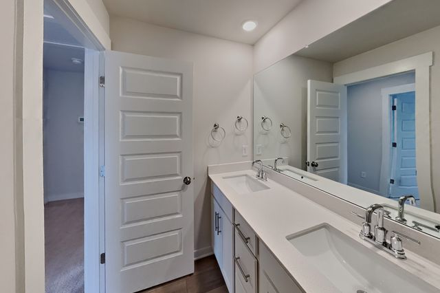 372 Park Glen Dr, Mount Juliet, TN 37122