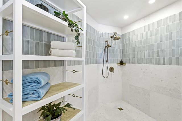 325 Poinciana Drive, Fort Lauderdale, FL 33301