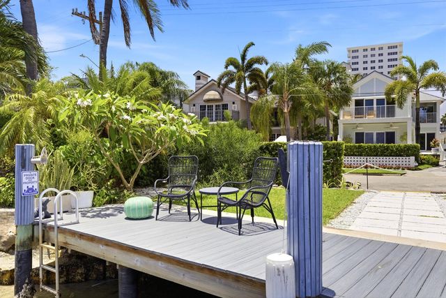325 Poinciana Drive, Fort Lauderdale, FL 33301