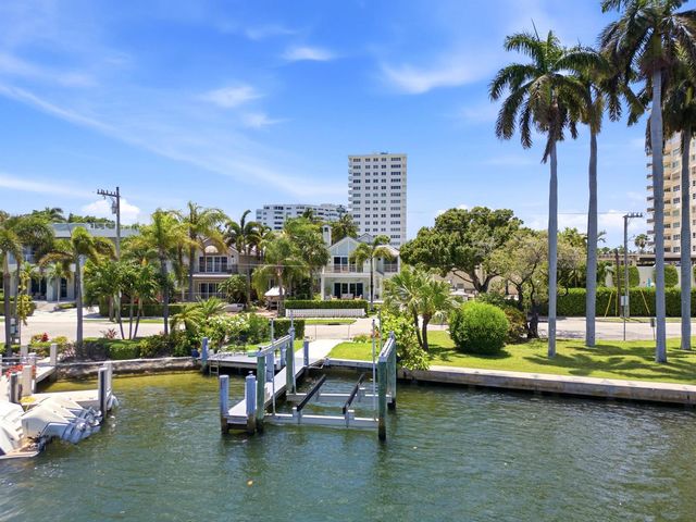 325 Poinciana Drive, Fort Lauderdale, FL 33301