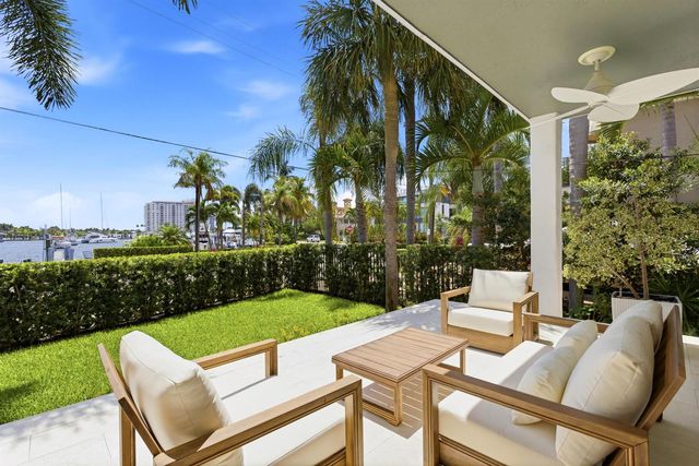 325 Poinciana Drive, Fort Lauderdale, FL 33301