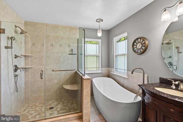 46 BASSWOOD CT, Collegeville, PA 19426