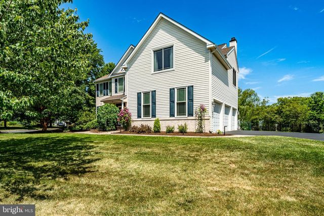 46 BASSWOOD CT, Collegeville, PA 19426