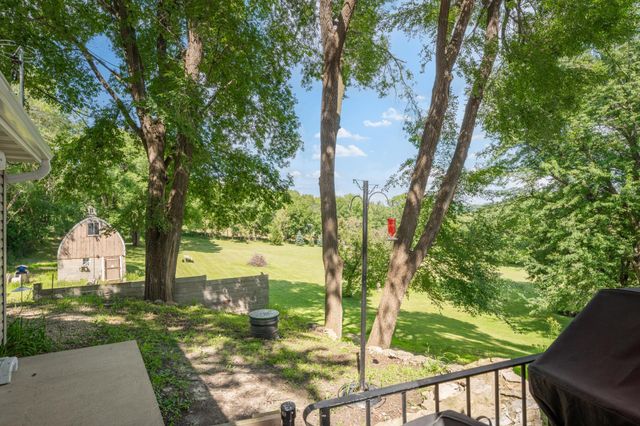 10 9th Avenue NW, Oronoco, MN 55960