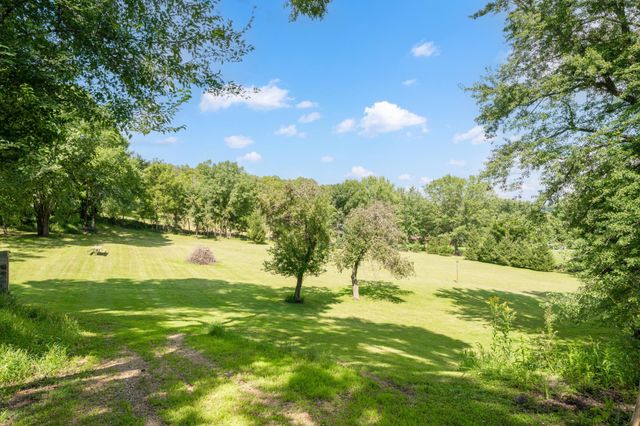 10 9th Avenue NW, Oronoco, MN 55960