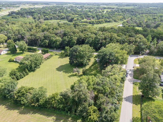 10 9th Avenue NW, Oronoco, MN 55960