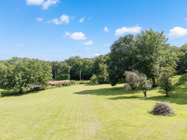 10 9th Avenue NW, Oronoco, MN 55960