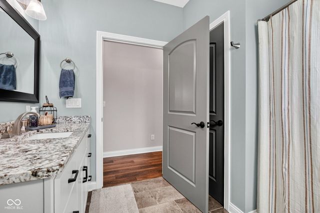 11865 Civic Circle, Mooresville, IN 46158