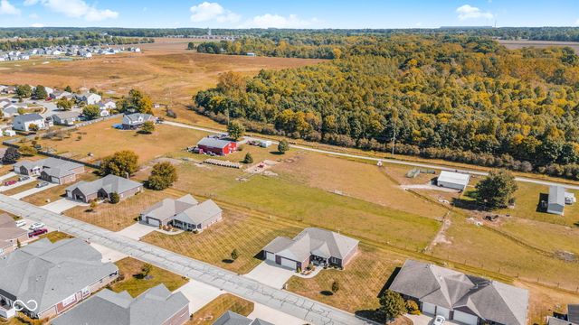 11865 Civic Circle, Mooresville, IN 46158