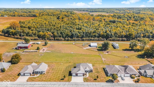 11865 Civic Circle, Mooresville, IN 46158