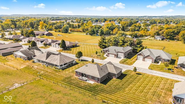 11865 Civic Circle, Mooresville, IN 46158