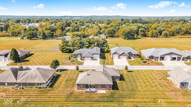 11865 Civic Circle, Mooresville, IN 46158