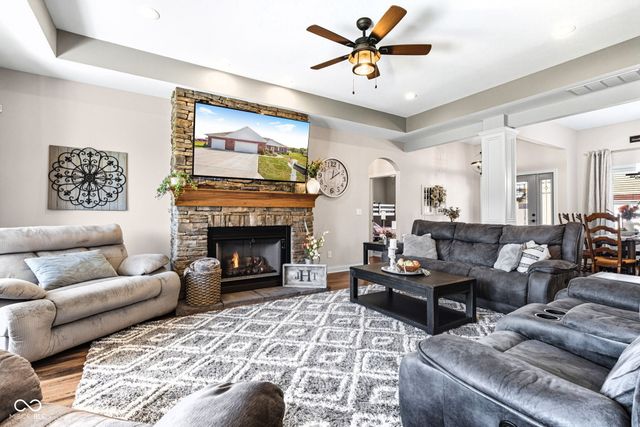 11865 Civic Circle, Mooresville, IN 46158