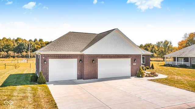 11865 Civic Circle, Mooresville, IN 46158