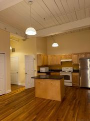390 Charles Street Apt 211, Bridgeport, CT 06606