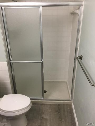 822 Dutch Mill Drive, Ballwin, MO 63011