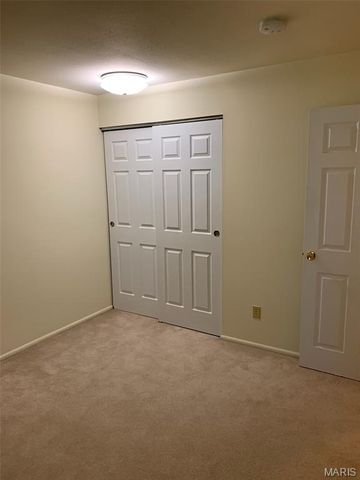 822 Dutch Mill Drive, Ballwin, MO 63011