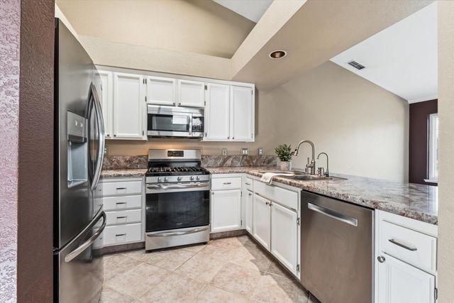 5359 Donlyn Pl, Antelope, CA 95843