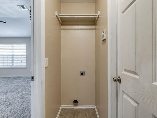 12124 NW 133rd Terrace, Piedmont, OK 73078