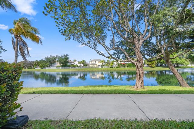 2269 Shoma Drive, Royal Palm Beach, FL 33414