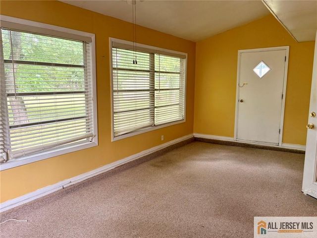 35 Wellington Road, East Brunswick, NJ 08816