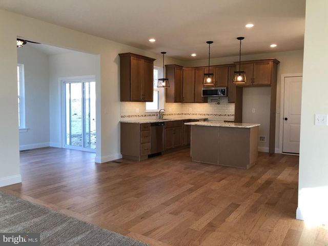 218 PECK DR, Coatesville, PA 19320