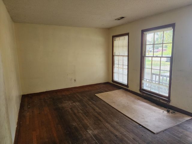 600 E 3rd North Street, Summerville, SC 29485